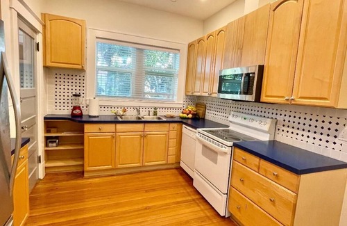 West Palm Beach House | Spacious beautiful historic home, walk/bike to downtown, Palm Beach