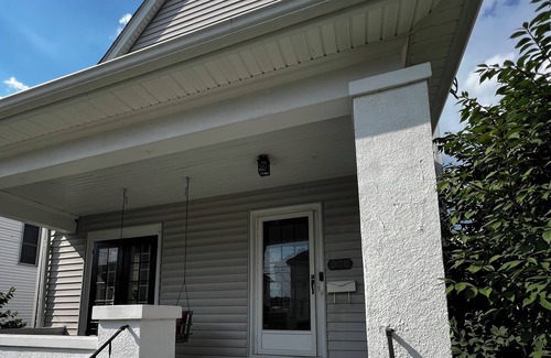 St. Charles Historic District House | Spacious, Beautiful St. Charles Home-Remodeled-Sleeps 10! New Patio!