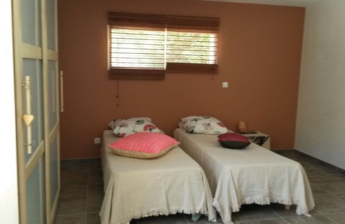 Euzet-les-Bains House | Spacious bed and breakfast for 2 people