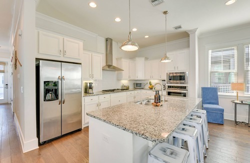 Santa Rosa Beach House | Spacious Blue Mountain Beach home! Resort Pool, Hot Tub & Bikes!