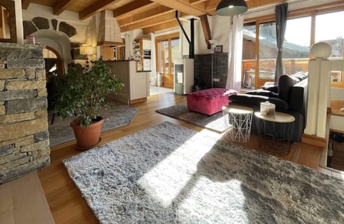 Bozel House | Spacious Bozel House - 10 minutes from Courchevel & Champagny