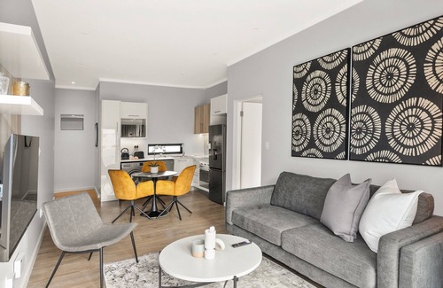 Greater Johannesburg Metropolitan Area Apartment | Spacious | Brand New | 2 Bed | Rosebank