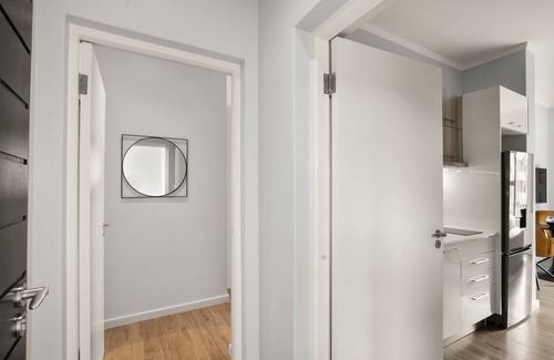 Greater Johannesburg Metropolitan Area Apartment | Spacious | Brand New | 2 Bed | Rosebank
