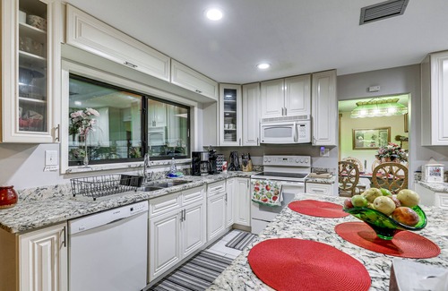 Limona Improvement House | Spacious Brandon Home: 10 Mi to Downtown Tampa!
