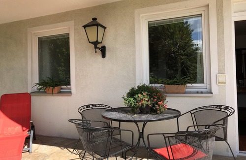 Colmdorf Apartment | Spacious, bright 2-room apartment with terrace and landscaped garden