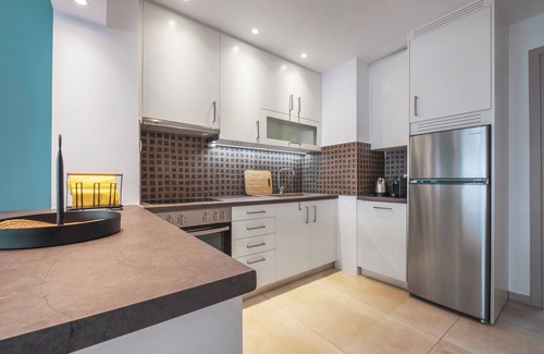 Pangrati Apartment | Spacious & bright 2br apt in hip Pangrati, Athens