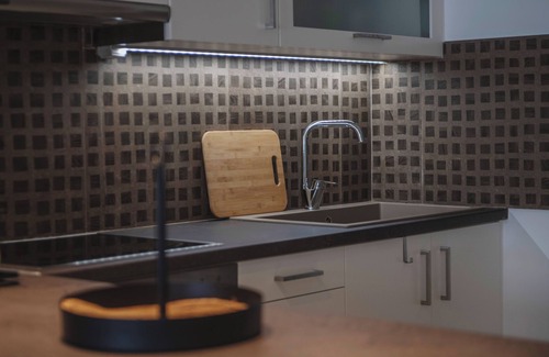 Pangrati Apartment | Spacious & bright 2br apt in hip Pangrati, Athens