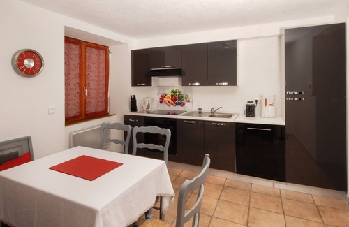 Le Bonhomme Apartment | Spacious, bright apartment.