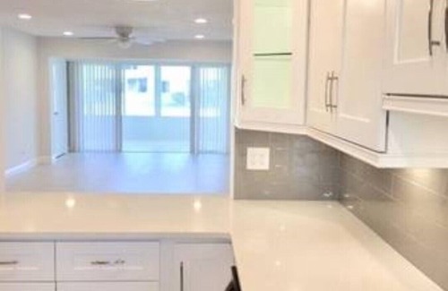 Delray Beach Condo | Spacious, Bright, Updated 2/2 — Bike/Walk to Trendy Downtown Delray Beach