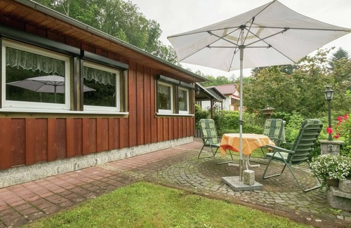 Neustadt/Harz House | Spacious Bungalow in Neustadt Germany with Garden