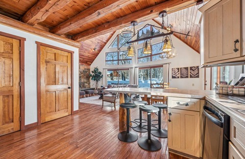 Stahlstown Cabin | Spacious Cabin-Laurel Highlands-Bike-Hike-Raft-Ski-Golf, Black Fern Cabin