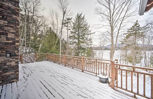 Town of Black Brook Cabin | Spacious Cabin on Silver Lake: Hike & Ski!