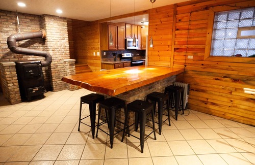 Friendship Cabin | Spacious cabin with two full kitchens