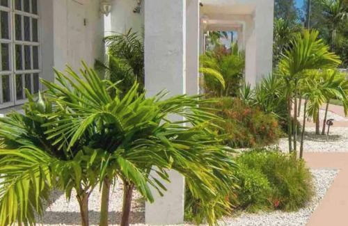 Westward Villas Subdivision Condo | Spacious Cable Beach condo #4 with pool near beach VRBO