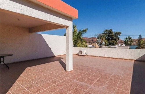 San Carlos House | Spacious Casa, Mountain Views, Close to beaches!