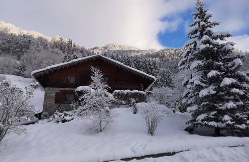 Villard-sur-Doron Ski Chalet | Spacious chalet in the heart of the Beaufortain mountains