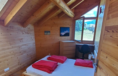 Forville Ski Chalet | Spacious chalet for families in the French Alps in a sunny location