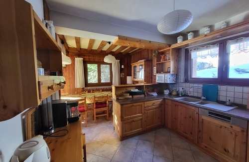 Montgenevre Ski Chalet | Spacious chalet with fireplace and cinema room in Montgenèvre