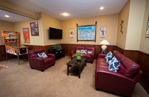 Ludlow House | Spacious + Charming House | Arcade, Pool, Hot Tub