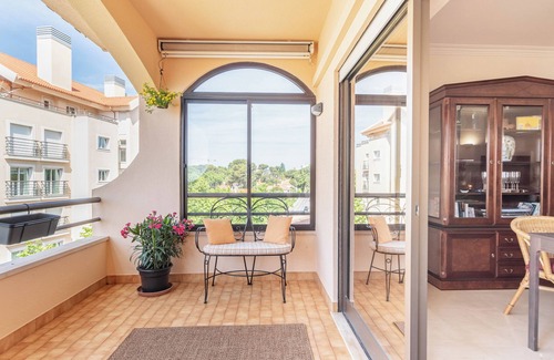 Cascais Apartment | Spacious & Clean Cascais Apartment. Central with free private parking.