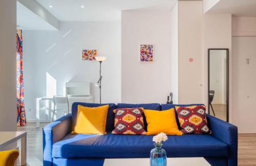 Jesus Apartment | Spacious Clean & Colorful Apt Quiet Zone