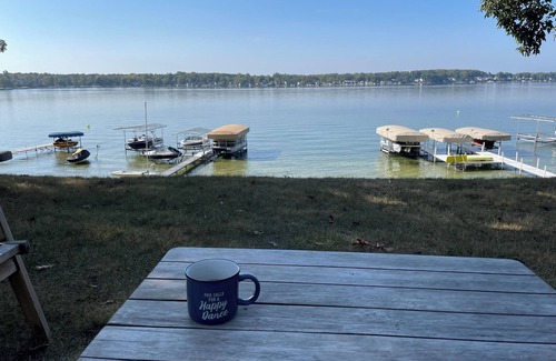 Clear Lake Cottage | Spacious Clear Lake Retreat with private yard and great sandy beach.