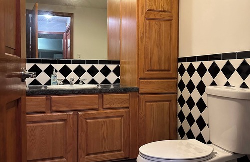 Clifton Park House | Spacious Clifton Park Townhome in Prime Location
