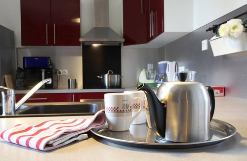 St-Denis-le-Vetu Cottage | Spacious country house in Normandy with parking and pets allowed