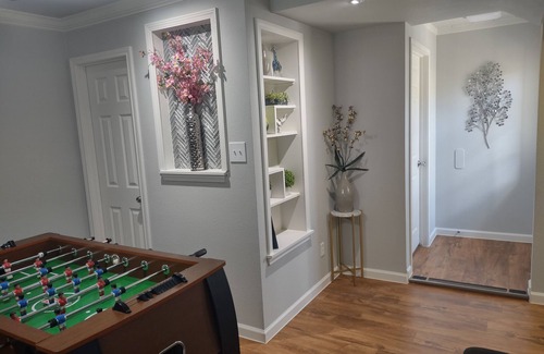 Del Mar House | Spacious coastal 5-bedroom home
