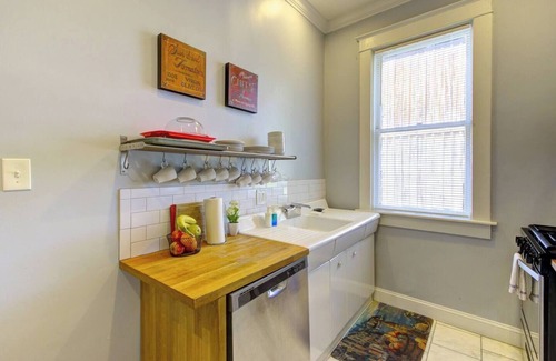 Midtown Apartment | Spacious Colonial | Fireplace | Close to Overton