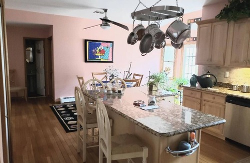 Cornwall House | Spacious Colonial on 2 plus Acres