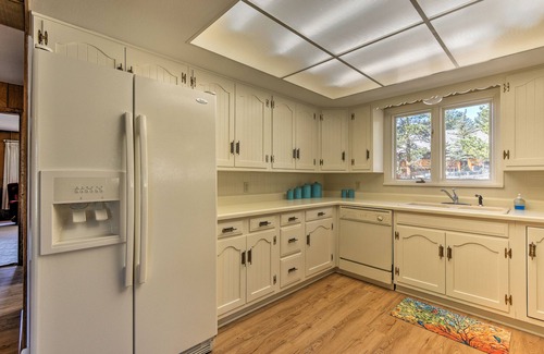 Stanley Hills House | Spacious Colorado Retreat w/Deck & Mountain Views