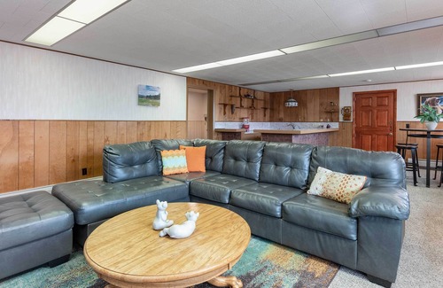 Stanley Hills House | Spacious Colorado Retreat w/Deck & Mountain Views
