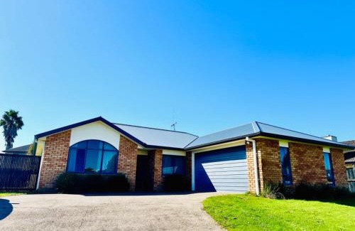 Hamilton Villa | Spacious Comfty 4 BDMs House in Rototuna