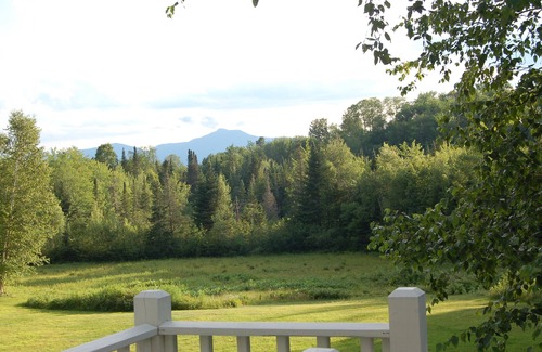 Stowe Hollow House | Spacious & Comfy Modern Farmhouse, Private w/Mountain Views. Hot Tub & Sauna