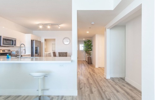 Sunny Isles Beach Condo | Spacious condo with beautiful water views | WIFI 100+ Mbps