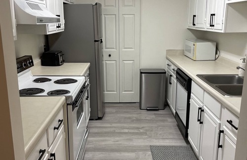 Harbour Town Condo | Spacious Condo in the heart of Harbor Town!