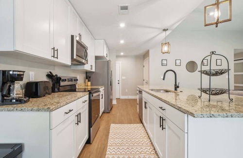 Williamsburg Condo | Spacious Condo w/Combined units at Traverse City