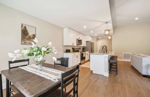 Williamsburg Condo | Spacious Condo w/Combined units at Traverse City