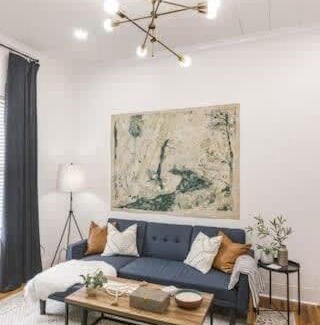 Downtown House | Spacious Corporate Lodging in Downtown Lafayette