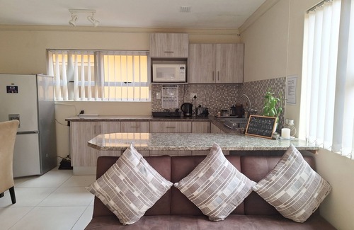 Vineta Apartment | Spacious cosy, self- Catering loft with own entrance in safe & secure area.