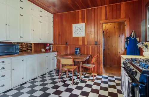 Leland Cottage | Spacious Cottage in Leland Walk2Beaches&Village Best Location in Leelanau County
