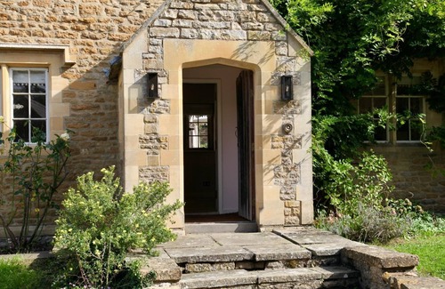 Whichford House | Spacious Countryside Home with Annex, Cotswolds