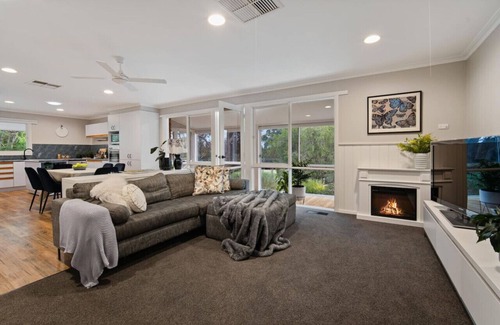 Invermay Park House | Spacious Country Escape close to Ballarat