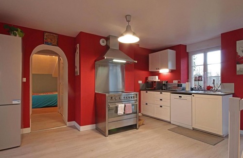 Dompierre Cottage | Spacious countryside house near the greenway, ideal for families and nature lovers!