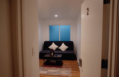Outer Mission House | Spacious & Cozy Apartment in enjoyable Daly City with AC, WiFi