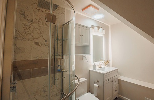 Foxcroft Square Apartment | Spacious Cozy 4BR/2BA Apartment, Free Park, WiFi, AC/Heat