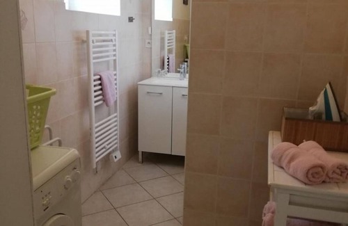 Le Plessis-Lastelle Cottage | Spacious detached house with fireplace, bikes, and outdoor games - Pets allowed