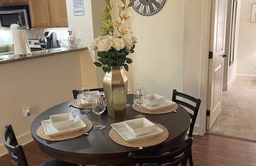 Concord Apartment | Spacious Discrete 2b/2Ba Concord