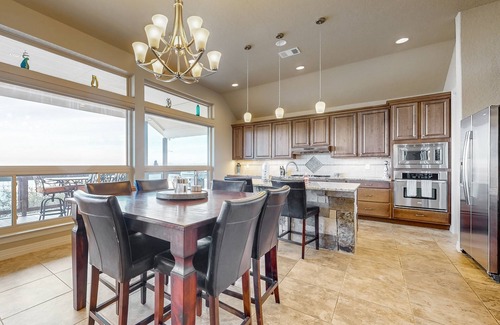 Canyon Lake House | Spacious dog-friendly home with decks & beautiful views - near boat ramp & lake
